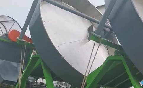 香蕉视频黄色片圆盘造粒机