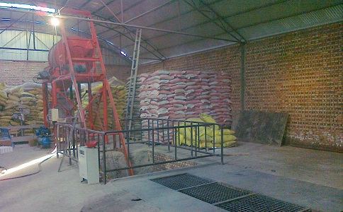 掺混成人版香蕉视频生产设备